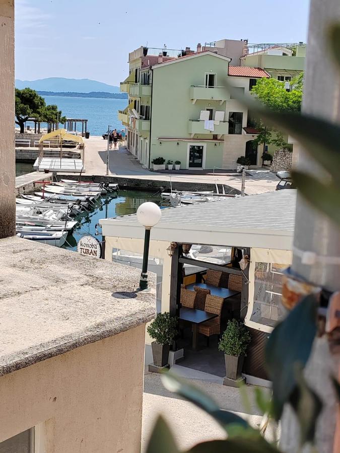 Apartments Turan Centrally Located With Free Parking إيغراني المظهر الخارجي الصورة