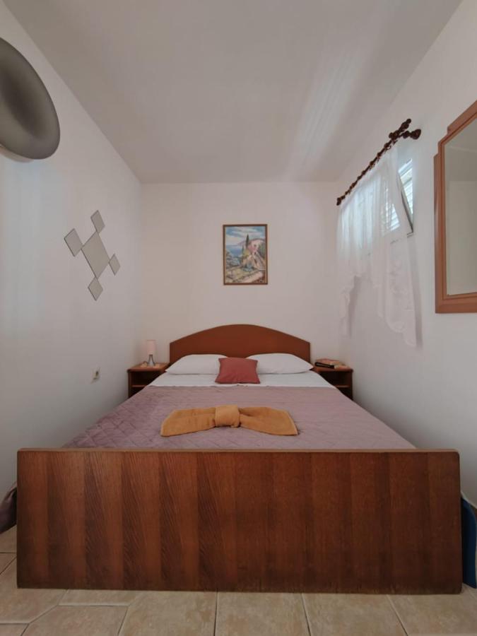 Apartments Turan Centrally Located With Free Parking إيغراني المظهر الخارجي الصورة