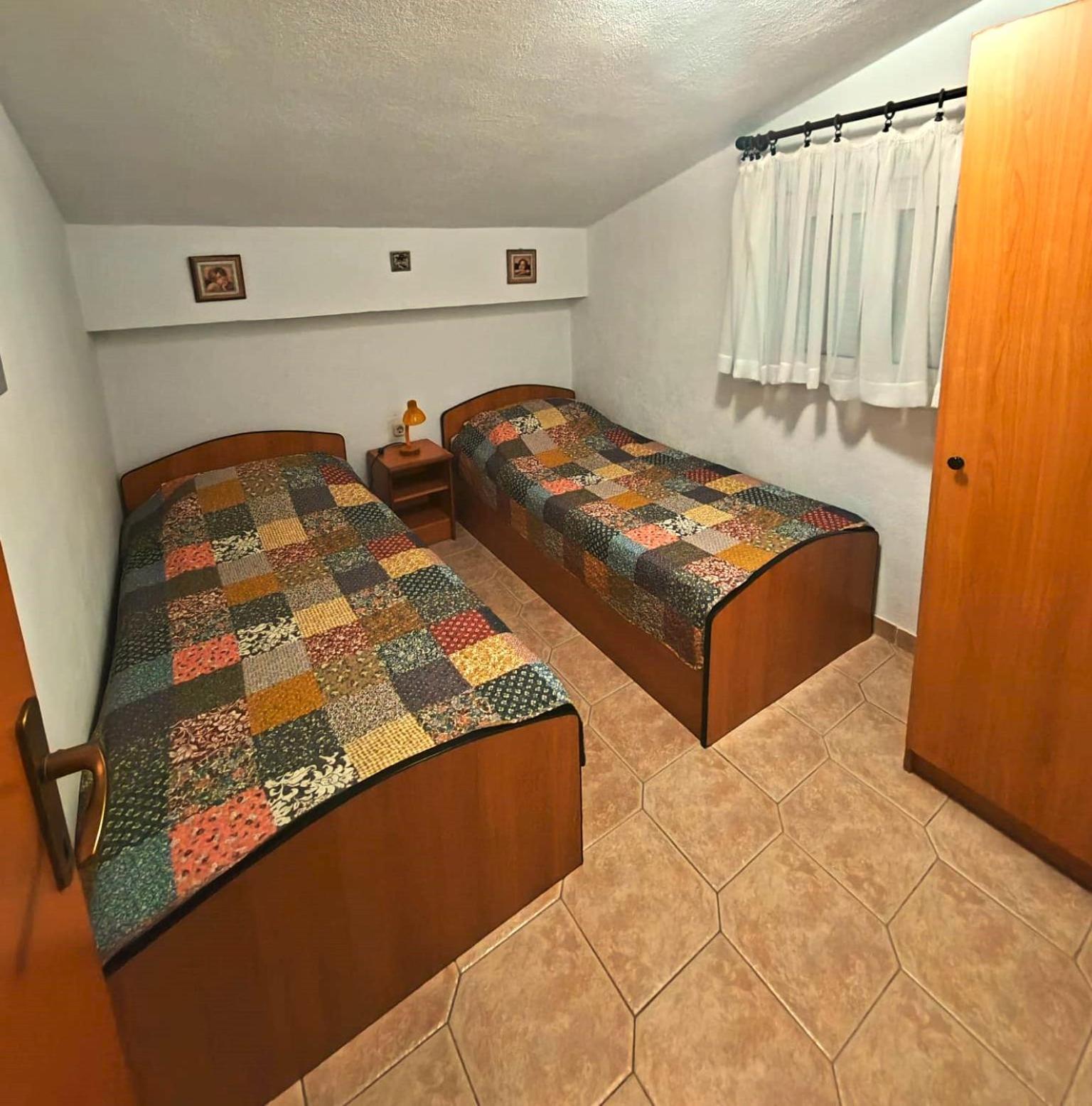 Apartments Turan Centrally Located With Free Parking إيغراني المظهر الخارجي الصورة